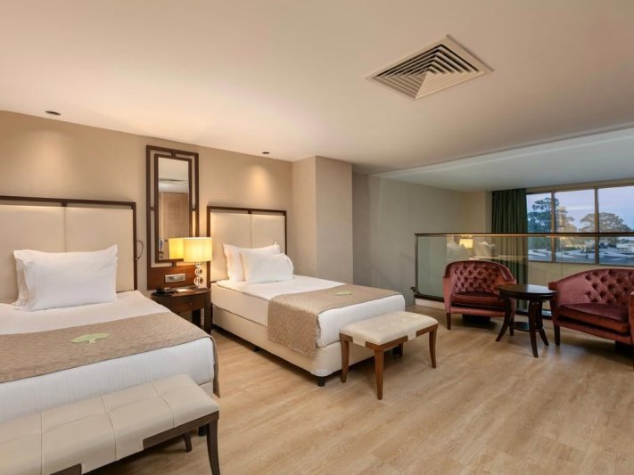 Kemer utazás Juju Premier Palace