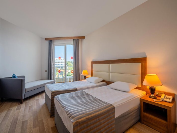 Alanya utazás Justiniano Club Alanya