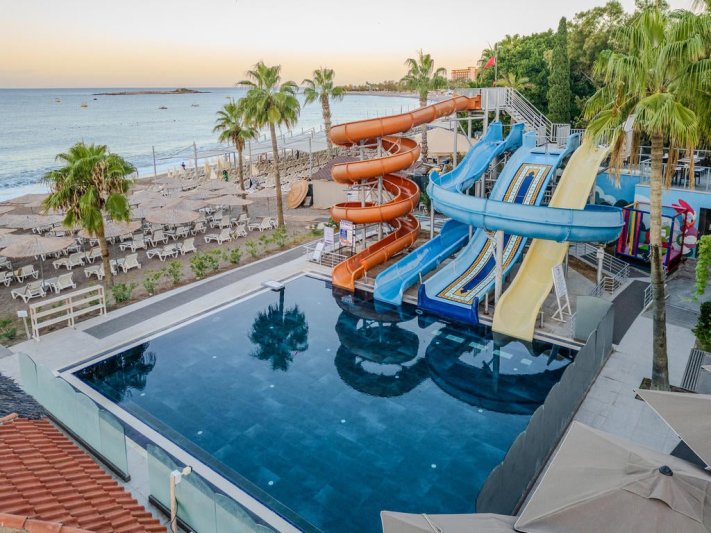 Alanya utazás Justiniano Club Alanya