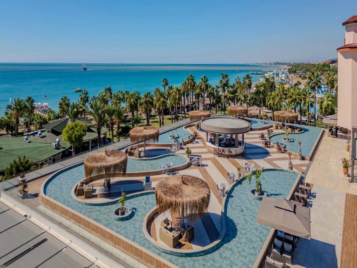 Alanya utazás Justiniano Club Park Conti