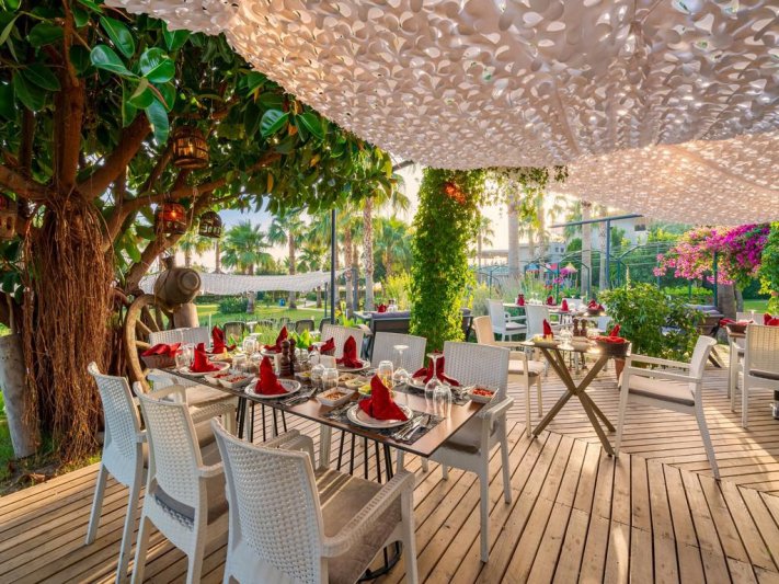 Alanya utazás Justiniano Deluxe Resort