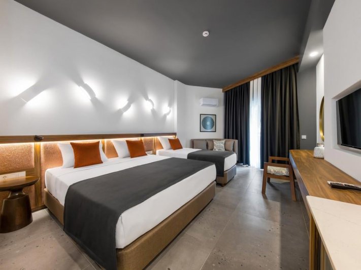 Alanya utazás Titan Garden Hotel