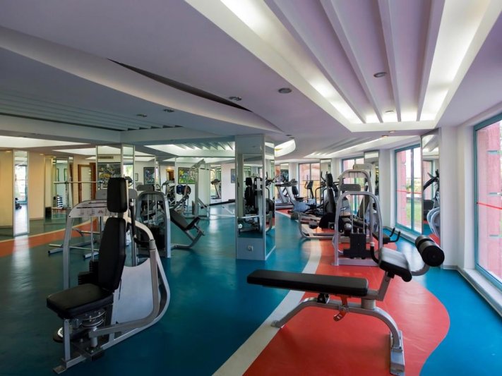 Side utazás Kamelya Aishen K Club