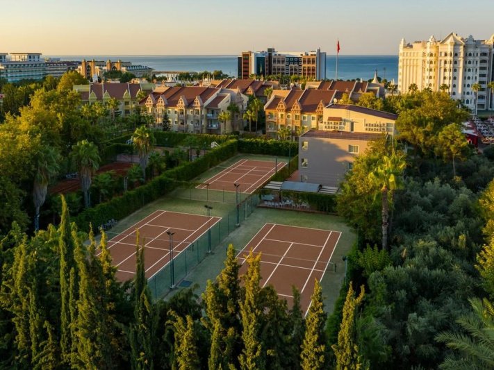 Side utazás Kamelya Aishen K Club