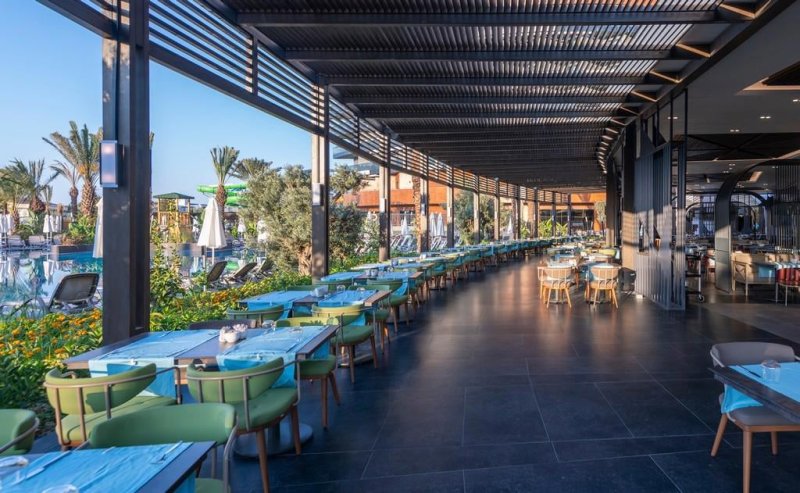Kirman Calyptus Resort & Spa Side