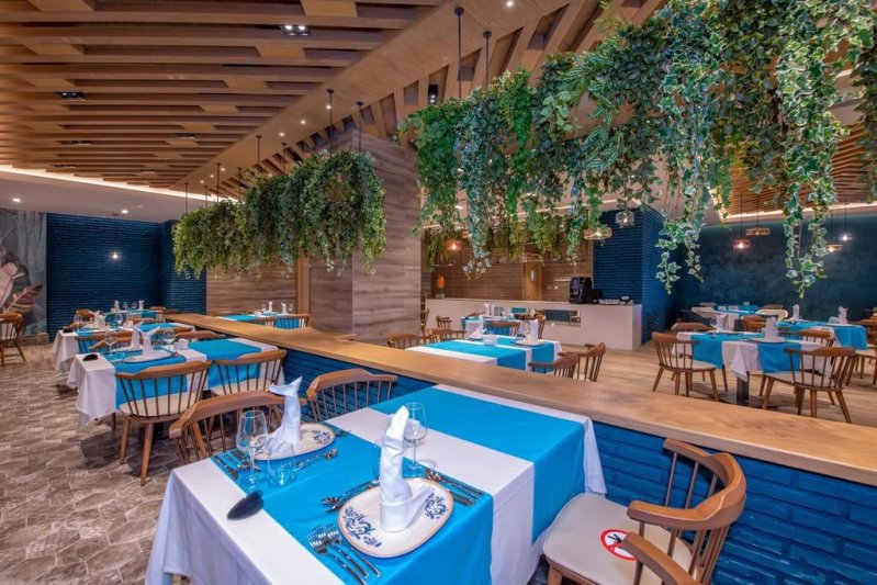 Kirman Calyptus Resort & Spa Side
