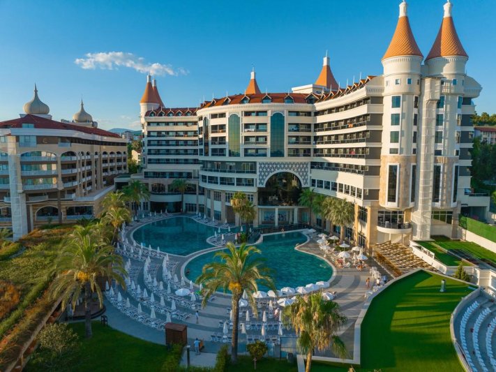 Alanya utazás Kirman Hotels Leodikya Resort
