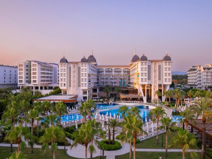 Alanya utazás Kirman Hotels Sidera Luxury & Spa