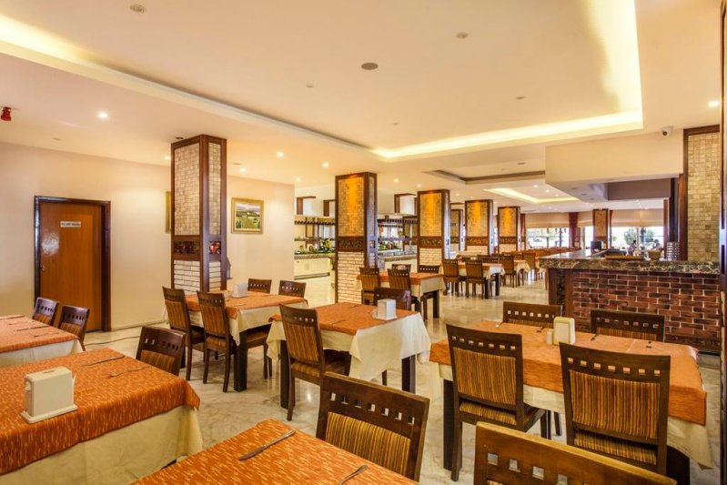 Alanya utazás Kleopatra Beach