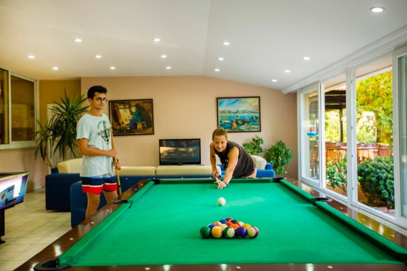 Alanya utazás Kleopatra Beach