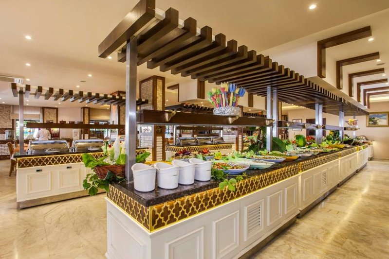 Alanya utazás Kleopatra Beach