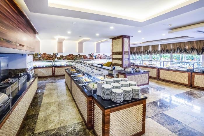 Alanya utazás Kleopatra Royal Palm