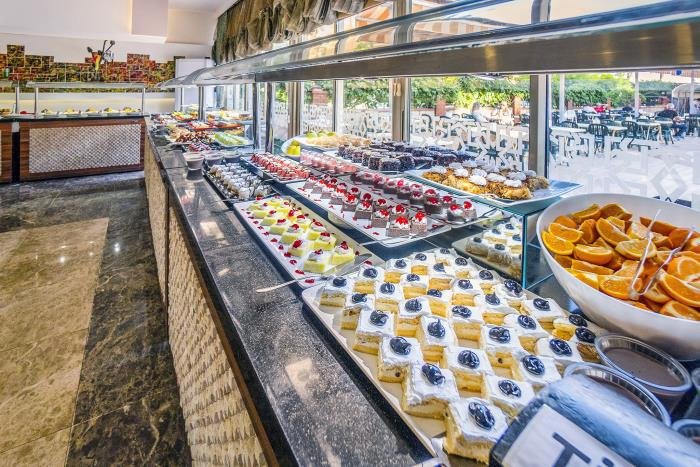 Alanya utazás Kleopatra Royal Palm