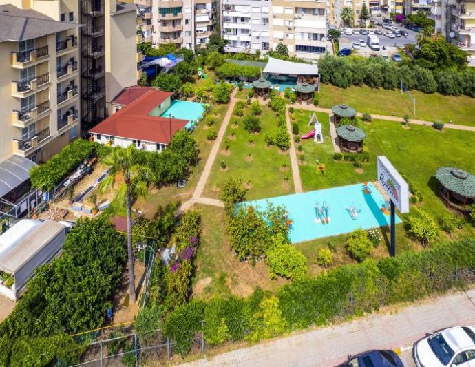 Alanya utazás Kleopatra Royal Palm