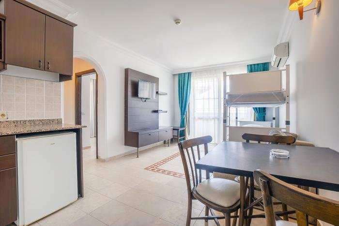 Alanya utazás Kleopatra Royal Palm