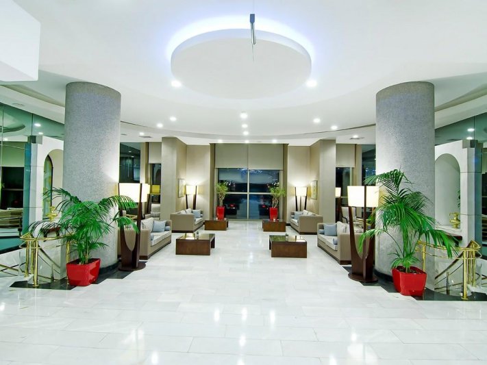 Izmir utazás Korumar Hotel De Luxe