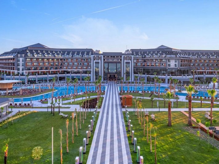 Side utazás Lago Hotel 