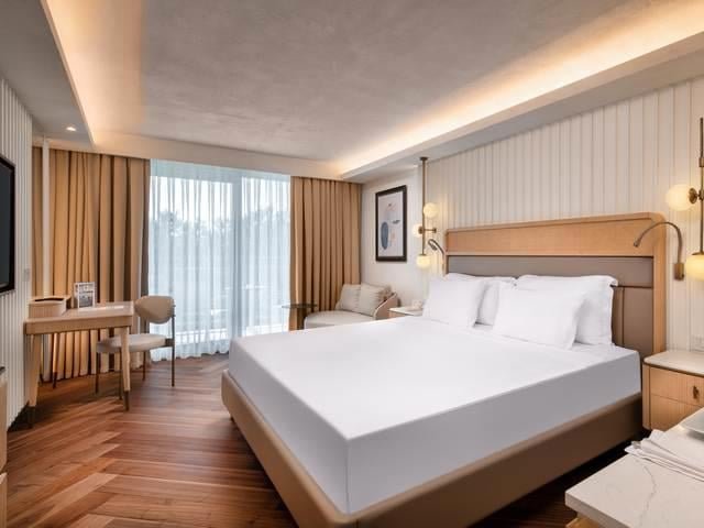 Antalya utazás Lara Barut Collection (ex. Barut Lara)