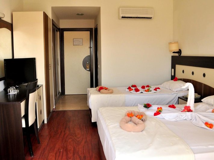 Side utazás Lavitas Hotel