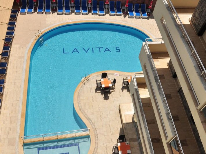 Lavitas Hotel Side