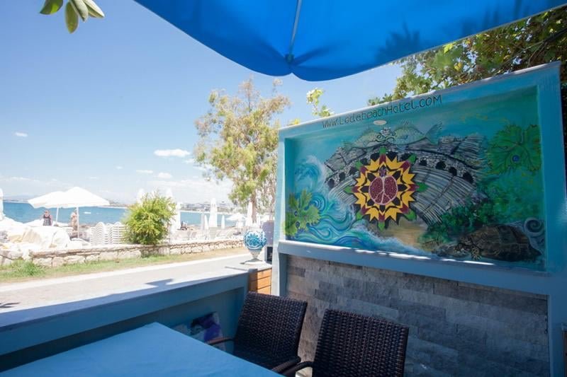 Leda Beach Hotel Side