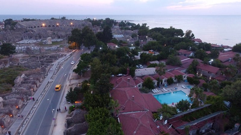 Leda Beach Hotel Side