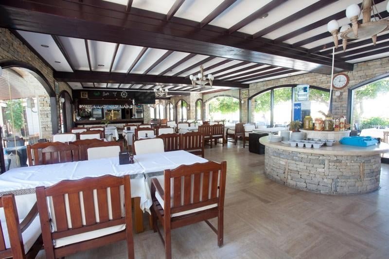 Leda Beach Hotel Side