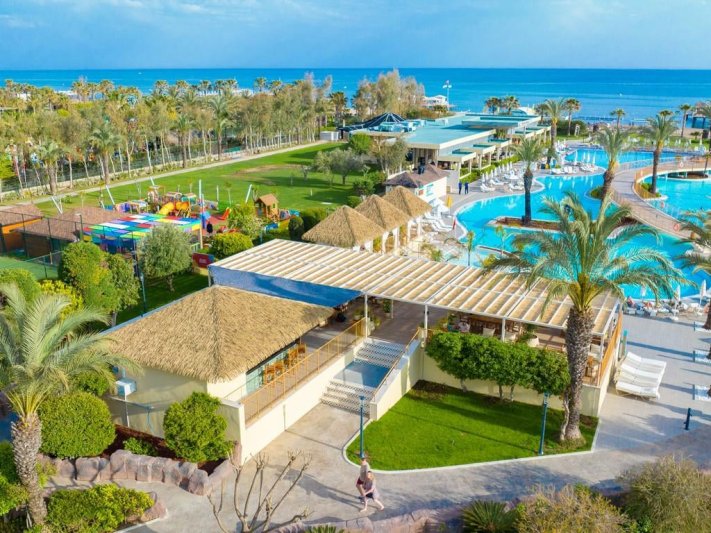 Antalya utazás Liberty Hotels Lara