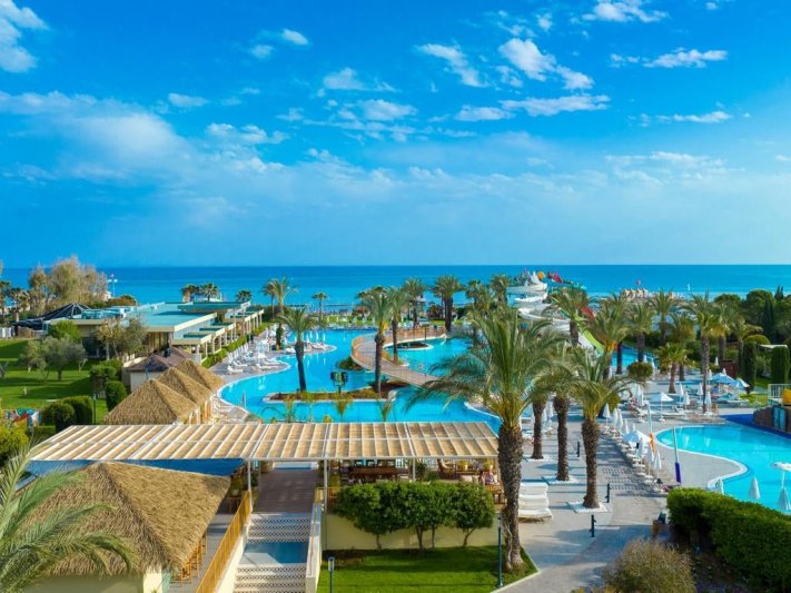 Antalya utazás Liberty Hotels Lara