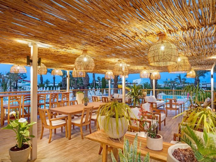 Antalya utazás Liberty Hotels Lara