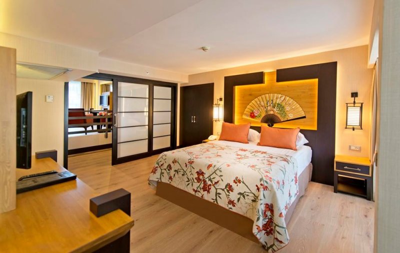 Limak Lara De Luxe Hotel & Resort Antalya