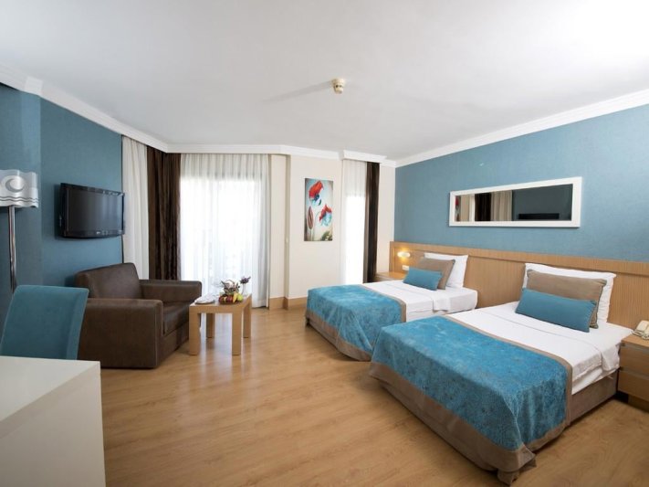 Limak Limra Hotel & Resort Kemer