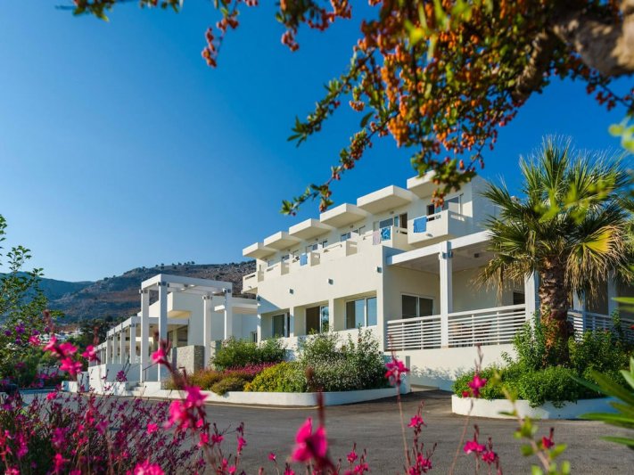 images/galeria/s/2026/lindos-white-hotel-amp-suites-gorogorszag-1.jpg