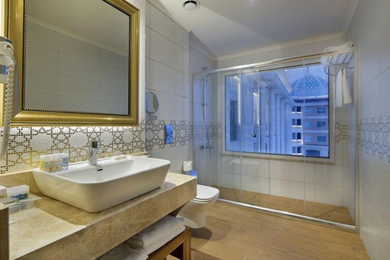 Alanya utazás Litore Resort Hotel Spa