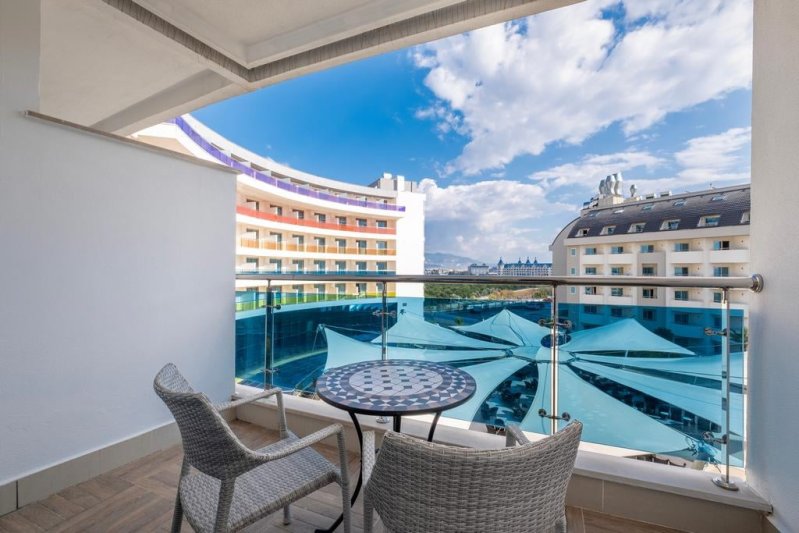 Alanya utazás Long Beach Hotel & Spa Resort