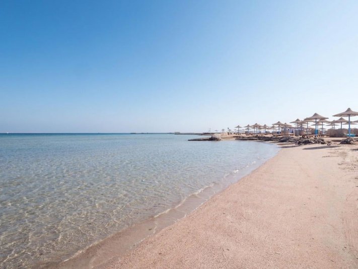 Hurghada utazás Long Beach Resort Hurghada (ex. Hilton)