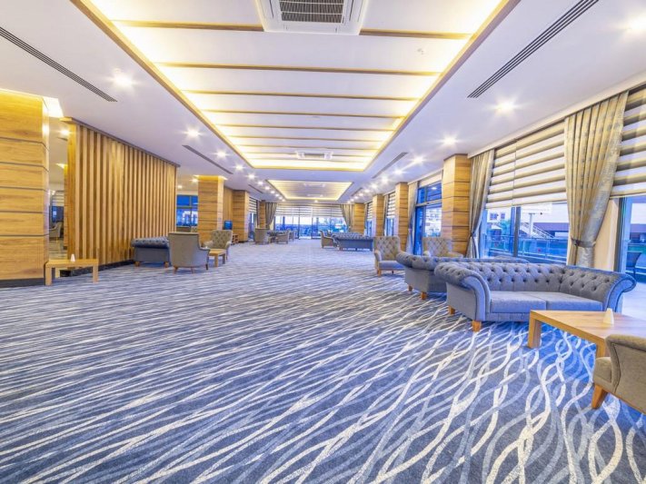 Alanya utazás Lonicera Premium Hotel