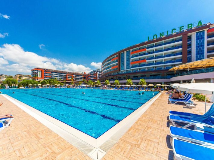 Alanya utazás Lonicera Resort & Spa