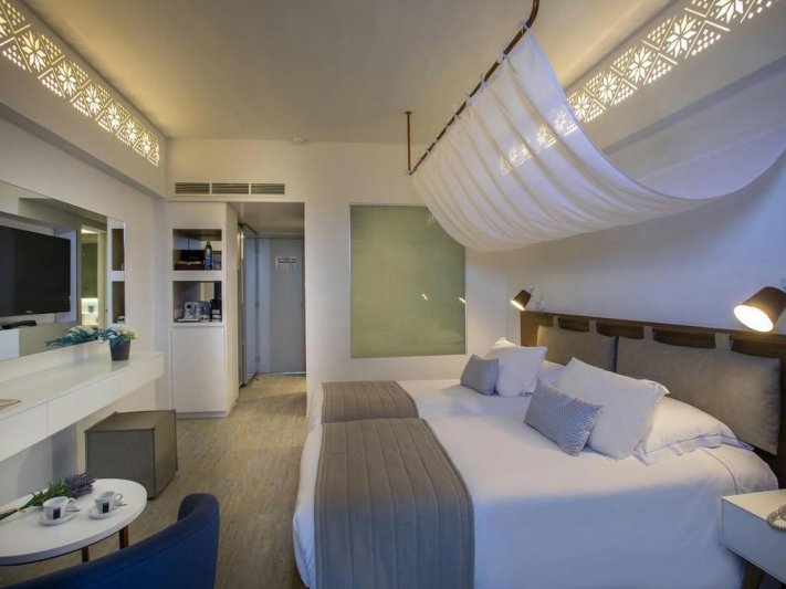Dél-Ciprus utazás Lordos Beach Hotels & Spa