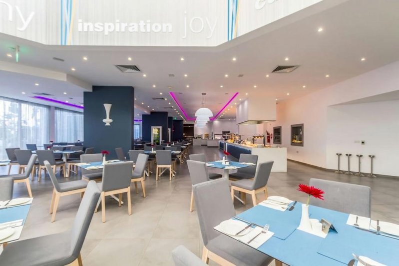 Dél-Ciprus utazás Margadina Lounge Hotel