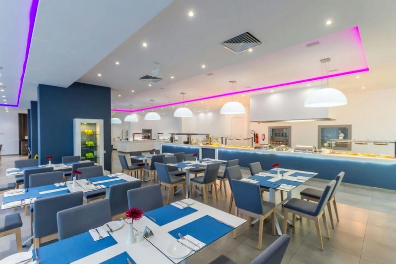 Dél-Ciprus utazás Margadina Lounge Hotel