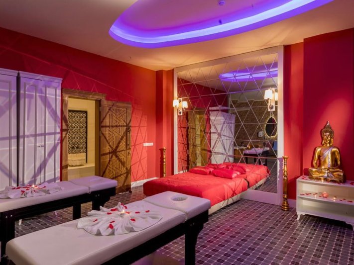 Alanya utazás Sirius Deluxe Hotel