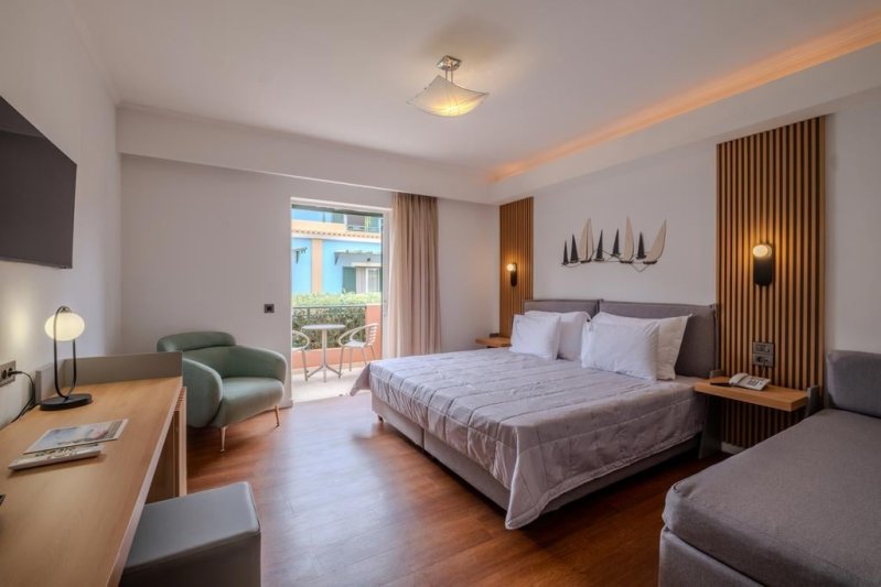 Mediterranean Beach Resort Zakynthos Laganas