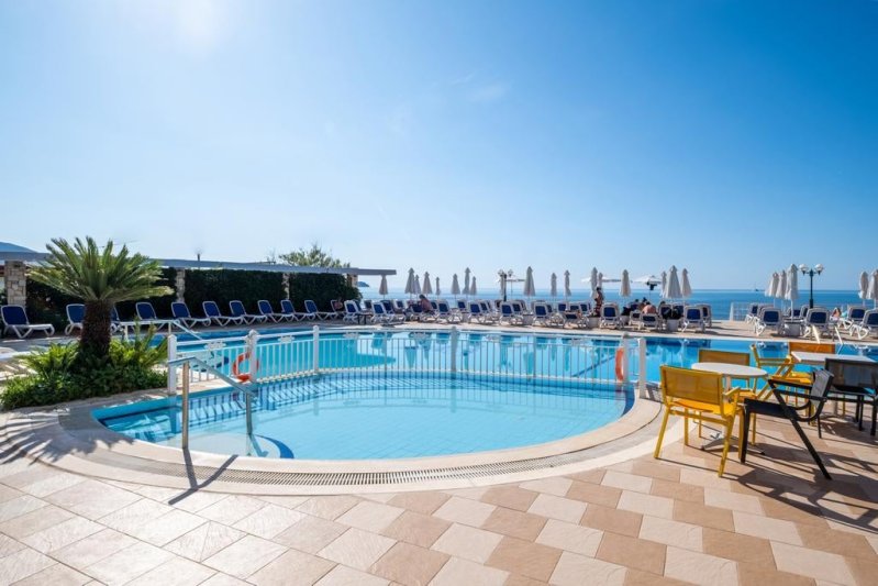 Mediterranean Beach Resort Zakynthos Laganas