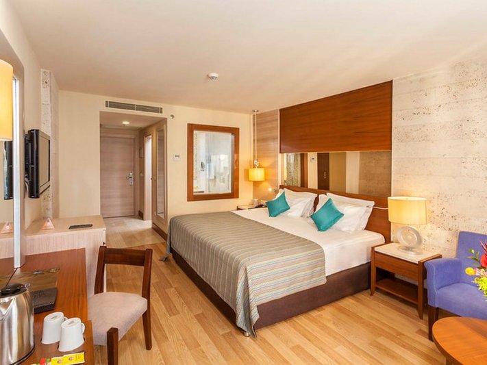 Antalya utazás Melas Lara Hotel