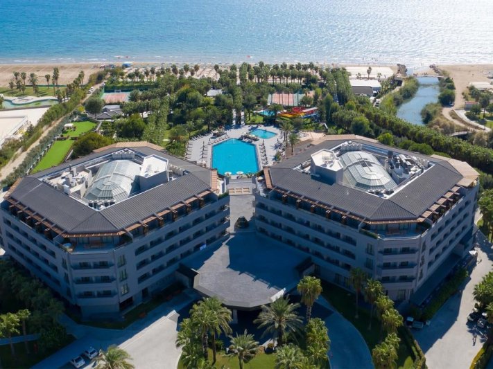 Miramare Beach Hotel Side