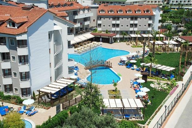 Monachus Hotel Side