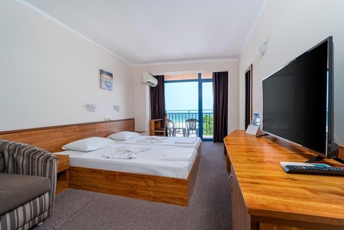 Mpm Condor Hotel Napospart