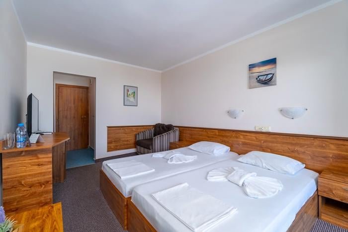 Mpm Condor Hotel Napospart