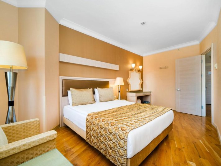 Alanya utazás Mukarnas Spa Resort